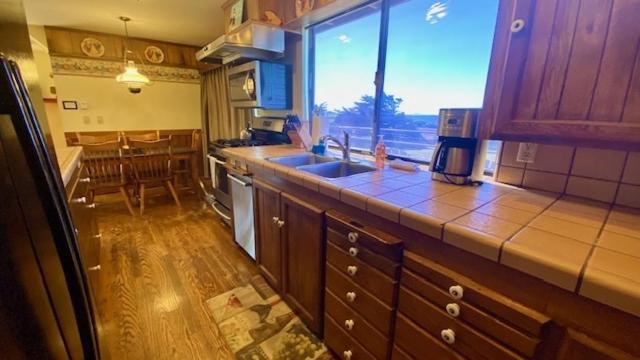 Вилла Ocean Breeze Форт-Брэгг Экстерьер фото